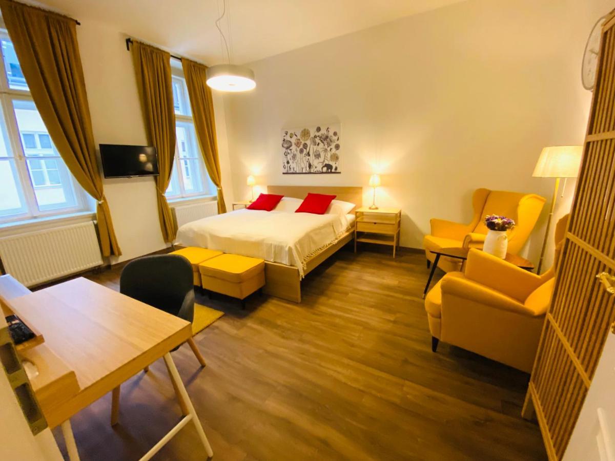 Unesco Prague Apartments Eksteriør billede